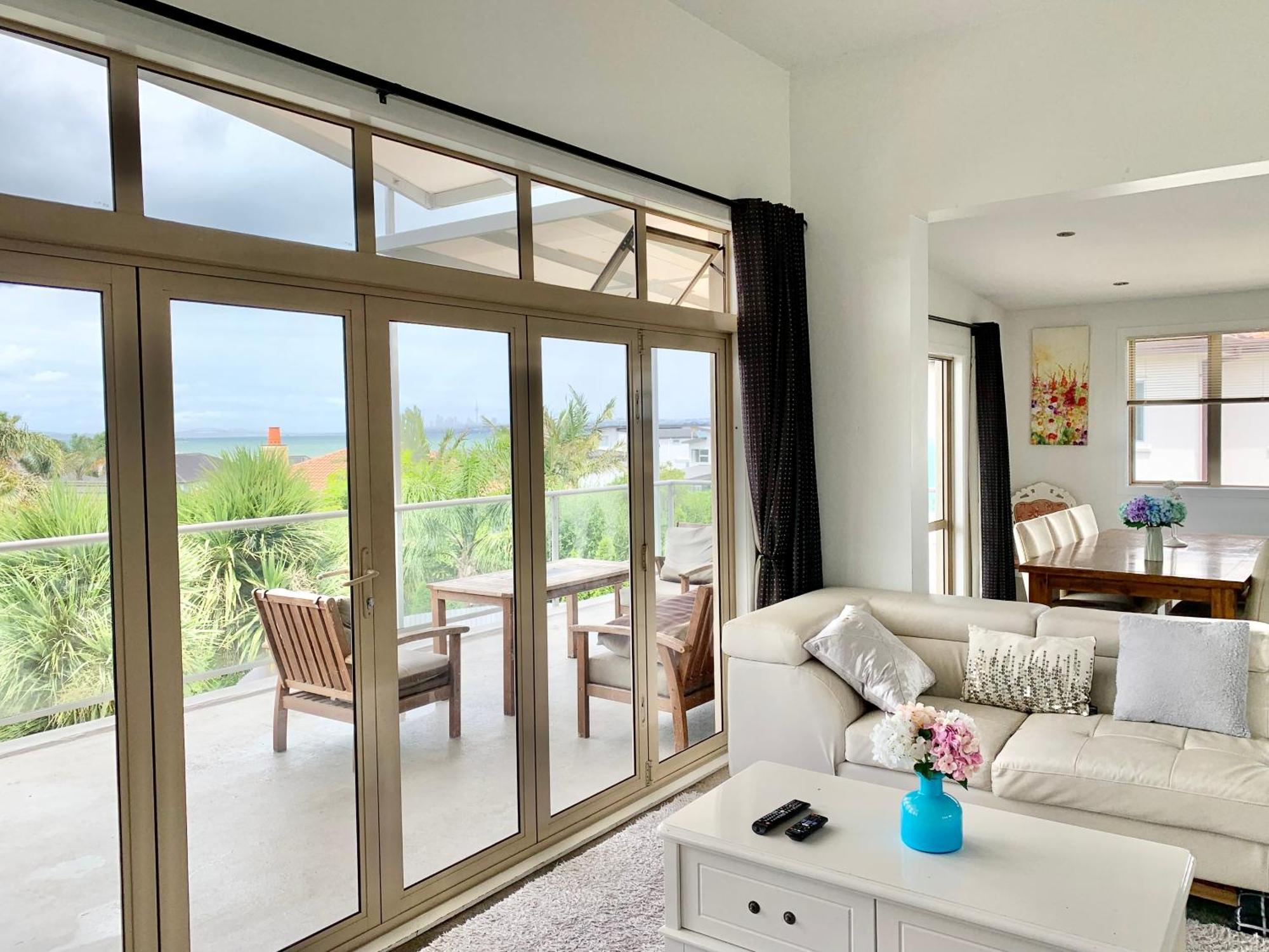 Отель Amazing Seaview House Окленд Экстерьер фото